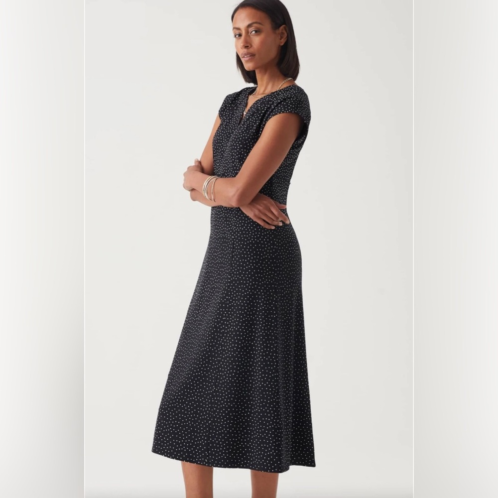 J.Jill Wearever Seamed Split-Neck Dress in black Tossed Dots Size XLP NWOT - Picture 2 of 16